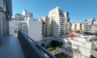 4 Ambientes con Espacio guardacoches fijo, Balcon. APTO CREDITO. Pileta. SUM