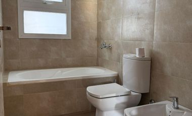 PH en venta en La Plata