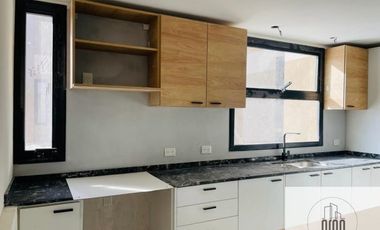 Departamento en venta c/ cochera en Área Centro Este