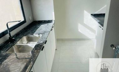 Departamento en venta c/ cochera en Área Centro Este