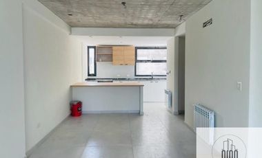 Departamento en venta c/ cochera en Área Centro Este