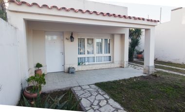 VENTA - CASA - 2 DORMITORIOS - PUNTA ALTA