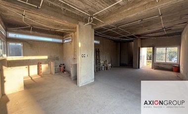 Casa en venta c/ cochera en Villa Parque Sicardi