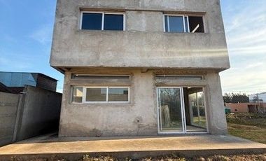 Casa en venta c/ cochera en Villa Parque Sicardi