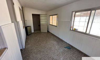 Casa en venta c/ cochera en 9 de Julio