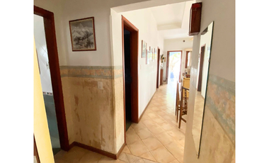 Casa céntrica con patio, Bolívar 229, Colón.