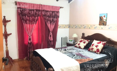 2 Dúplex, 2 dormitorios con patio, Bolívar 873, Colón.