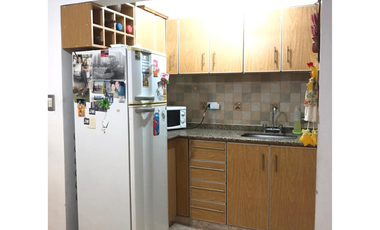 2 Dúplex, 2 dormitorios con patio, Bolívar 873, Colón.