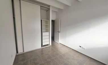 Casa en venta c/ cochera en Jesús Nazareno