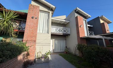 PH 4 ambientes con patio y parrilla – 110 m² – Colinas de Peralta Ramos