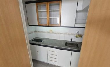 Oficina 280 m2, 2 cocheras, con Vigilancia!!!