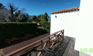 RETASADA!! PROPIEDAD DE CATEGORIA EN VENTA EN SIERRA DE LOS PADRES. GAS NATURAL