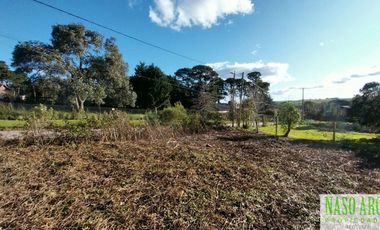 Hermoso lote en esquina en venta en Sierra de los Padres