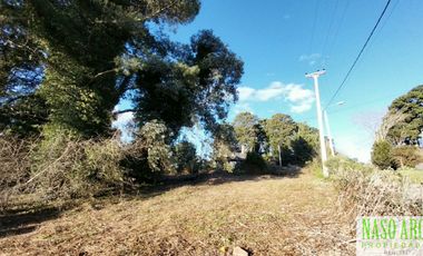 Hermoso lote en esquina en venta en Sierra de los Padres