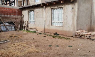 CASA EN CONST. ZONA TRIBUNALES CUTRAL-CO