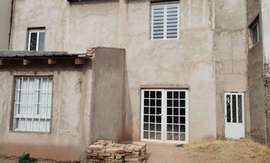 CASA EN CONST. ZONA TRIBUNALES CUTRAL-CO