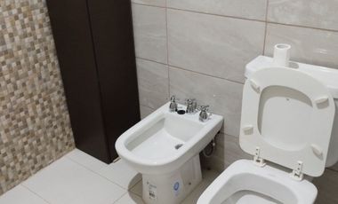 CASA EN CONST. ZONA TRIBUNALES CUTRAL-CO