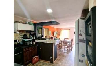 Casa 2 dormitorios, San Lorenzo 2522, San José.