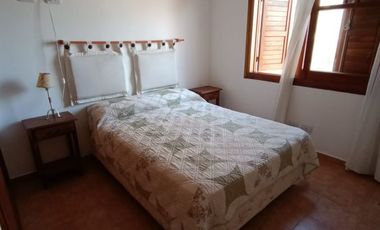 Triplex en venta de 3 dormitorios c/ cochera en Costa Azul