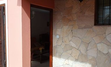 Triplex en venta de 3 dormitorios c/ cochera en Costa Azul