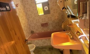 10 e/ 157 y 158- CASA (BERISSO)