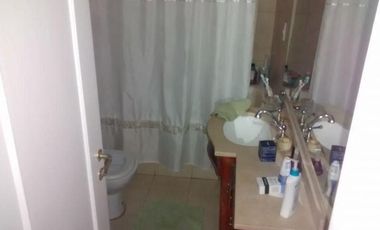 EXCELENTE CASA – 5 AMB – ¡ TERRAZA CON DECK Y PISCINA !