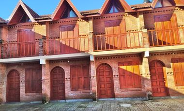 Dúplex en venta de 3 dormitorios c/ cochera en San Bernardo