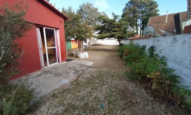 Casa en venta de 2 dormitorios c/ cochera en Mar de Ajo