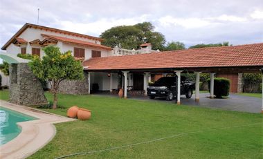CASA NIVEL PREMIUN DE 6 DORM Y PILETA