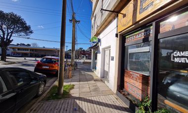 Local comercial en venta ubicado en Costa Azul