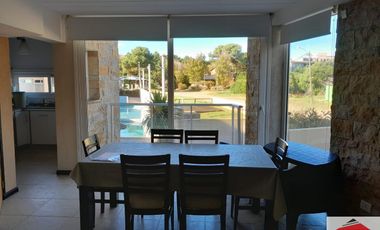 Departamento de 3 amb, c/cochera a mts del mar en Las  Gaviotas | cod.0214