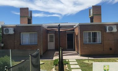 00138 Hermoso Depto para 4 con Pileta en Mina Clavero- Complejo Mis Sierras