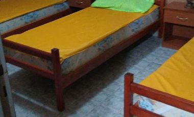 00201 Casa en alquiler de 2 dormitorios c/ cochera en Villa Cura Brochero