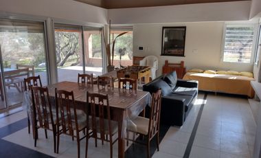00066 Confortable casa en Barrio Privado Costa Mallea para 6 personas c/pileta
