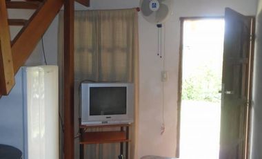 00072- Inmejorable ubicación a 1 cuadra de la plaza, para 5 c/u con pileta