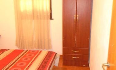 00072- Inmejorable ubicación a 1 cuadra de la plaza, para 5 c/u con pileta