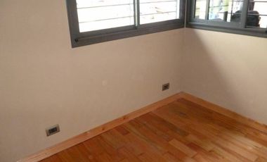 K009 MC Inmejorable Chalet  residencial c/ pileta 3 dorm. 4 bañ. en Mina Clavero