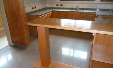 K009 MC Inmejorable Chalet  residencial c/ pileta 3 dorm. 4 bañ. en Mina Clavero