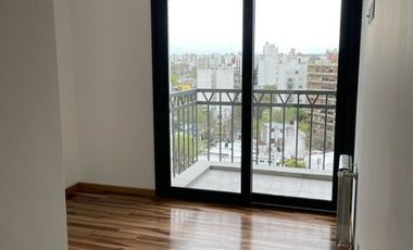 7 e/ 39 y Plaza Olazábal- DEPTO DE 3 DOR