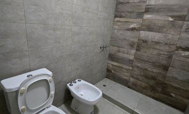 Casa en venta de 2 dormitorios c/ cochera en Coquimbito