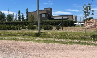 Excelente Terreno en venta de 563m2 - Barrio privado Alto Paredes