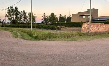 Excelente Terreno en venta de 563m2 - Barrio privado Alto Paredes