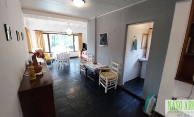 Chalet en venta en Sierra de los Padres. Gas natural. Apto crédito