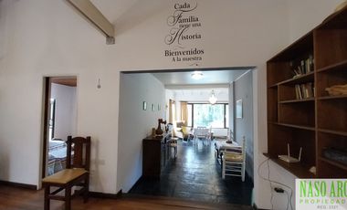 Chalet en venta en Sierra de los Padres. Gas natural. Apto crédito