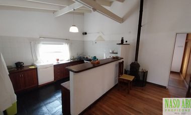 Chalet en venta en Sierra de los Padres. Gas natural. Apto crédito