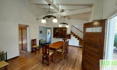 Chalet en venta en Sierra de los Padres. Gas natural. Apto crédito