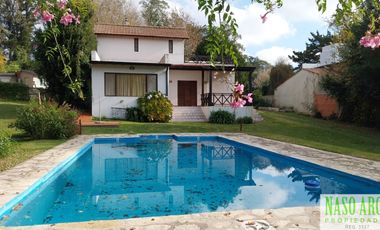 Chalet en venta en Sierra de los Padres. Gas natural. Apto crédito