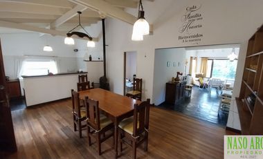 Chalet en venta en Sierra de los Padres. Gas natural. Apto crédito