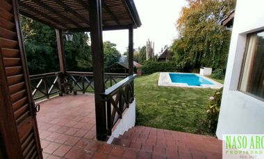 Chalet en venta en Sierra de los Padres. Gas natural. Apto crédito