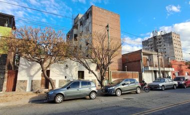 DEPARTAMENTO DE 2 DORMITORIOS, 4TO PISO POR ESCALERAS